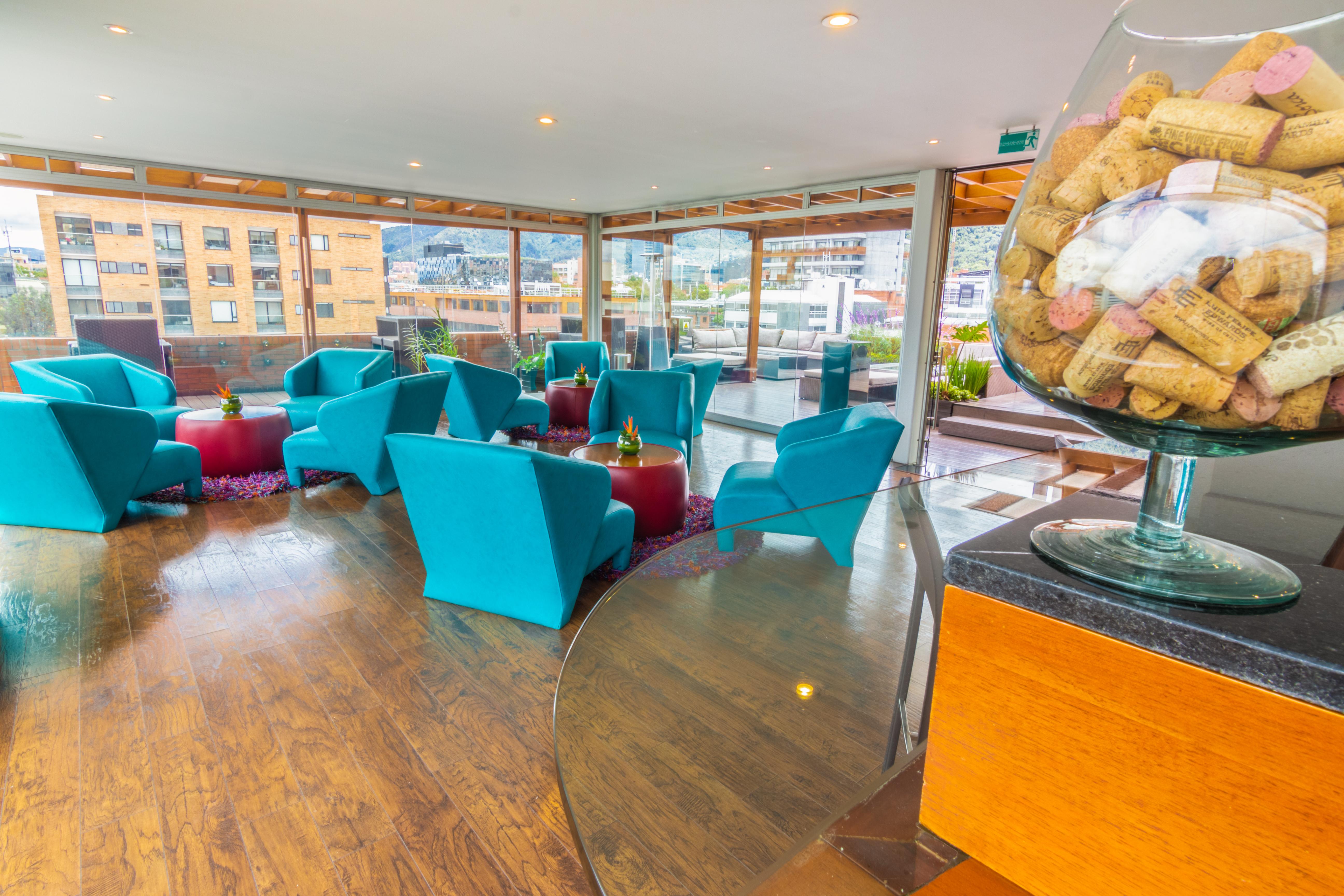 Best Western Plus 93 Park Hotel Bogota Ngoại thất bức ảnh The lounge at the airport
