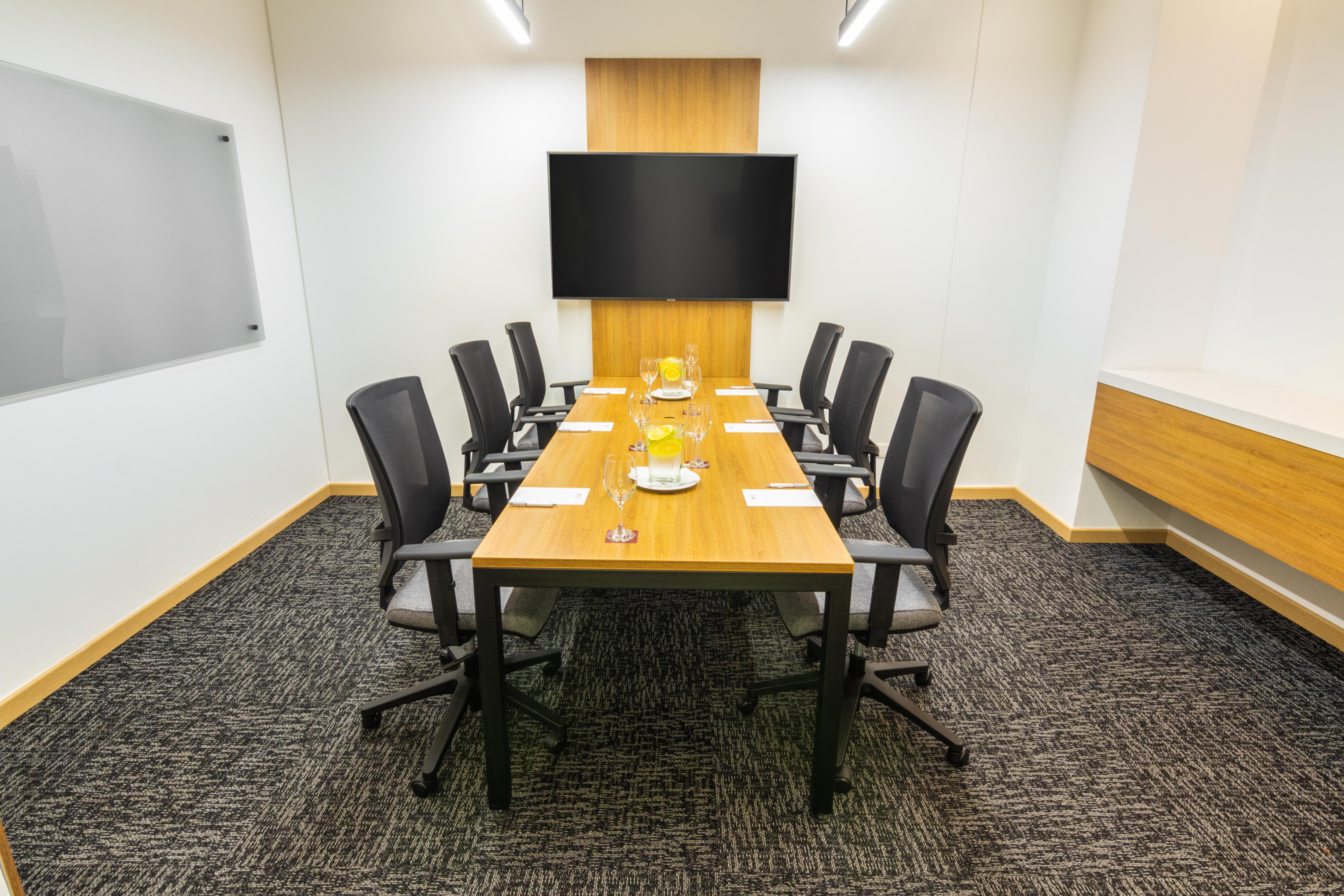 Best Western Plus 93 Park Hotel Bogota Ngoại thất bức ảnh A typical meeting room
